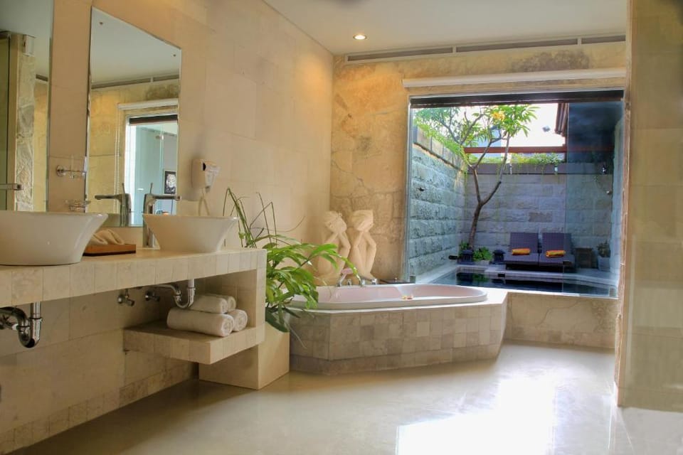 Beautiful Majestic 1 BR Private Pool Villa AN94A Villa in Kuta Selatan