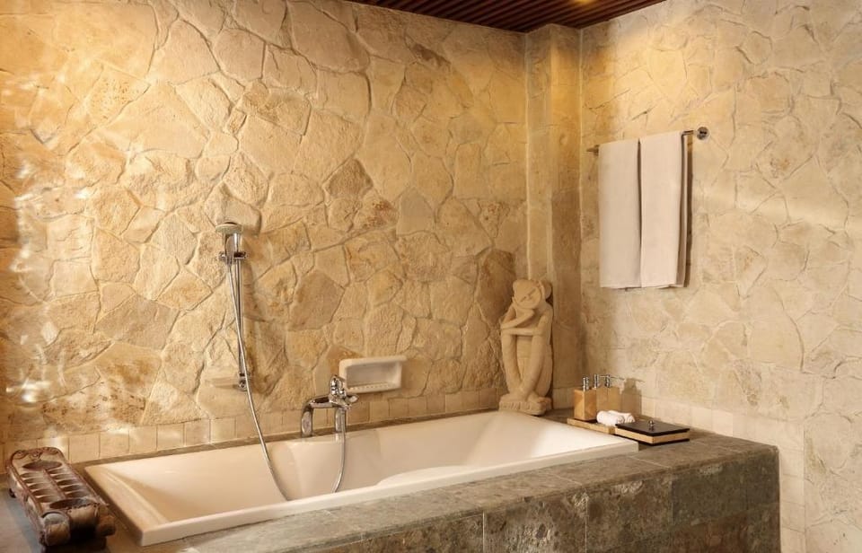 Grand Royal 2 BR Pool Villa AN92A Villa in Kuta Selatan