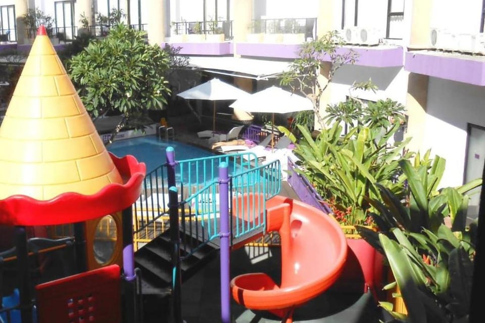 One BR Standard Triple Room #FR385 Apartment in Kuta