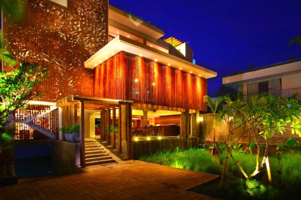 Kirana Suite Room with 1 BR #FPR26 Apartment in North Kuta