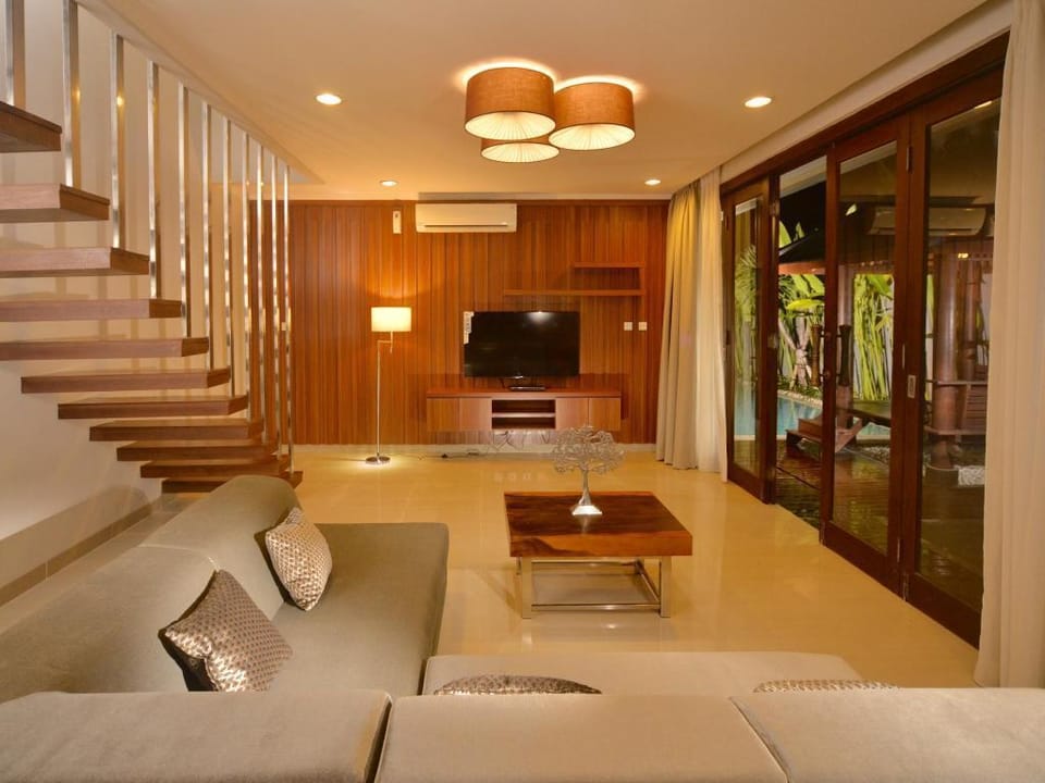 Cozy 2 BR Villa with Private Pool Canggu NE73A Villa in North Kuta