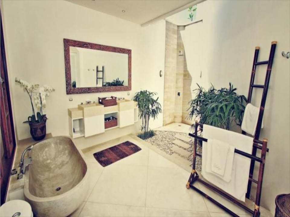Adore 2 BR Villa with Private Pool #V304 Villa in North Kuta