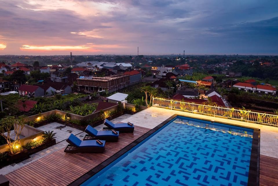 Suites Room with 1 BR #V301 Vacation rental in North Kuta