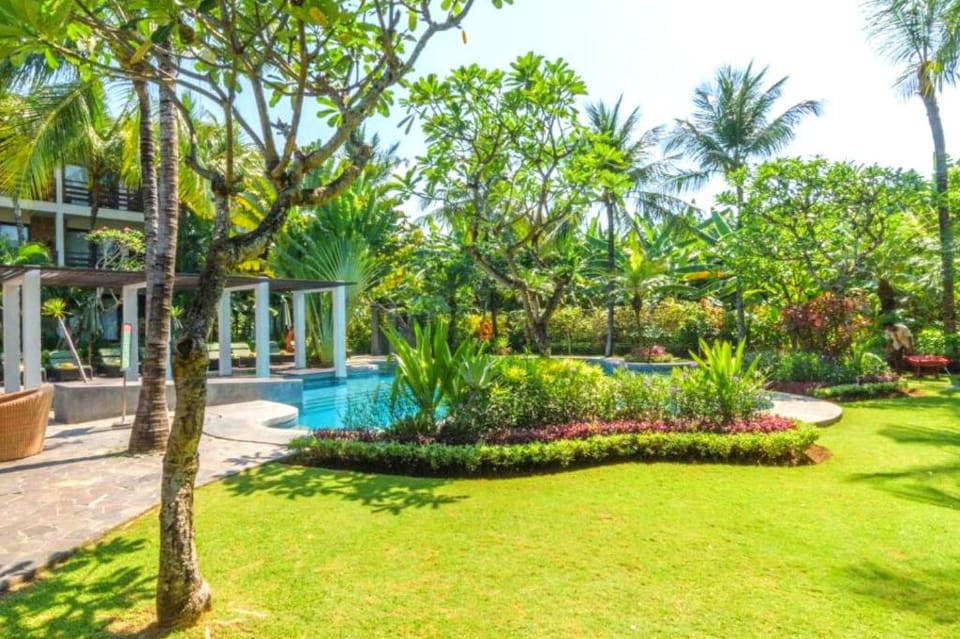 Luxury 1 BR Suite #FR10 Apartment in North Kuta