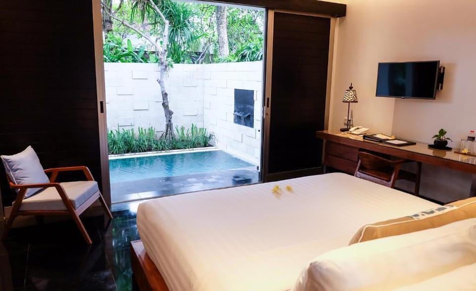 Cozy 2 BR Villa with Private Pool #V258 Villa in Kuta