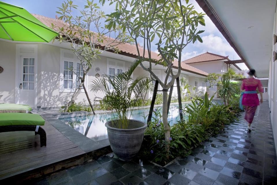 Cozy 1 BR Pool Suite #V254 Vacation rental in Kuta