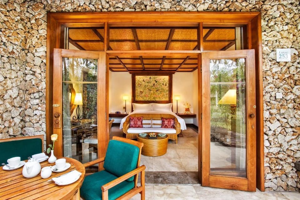 Luxury Lanai Room Garden View #V232 Villa in Kuta