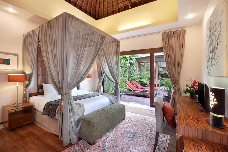 Entire 1 BR Pool Villa #V222 Villa in Kuta