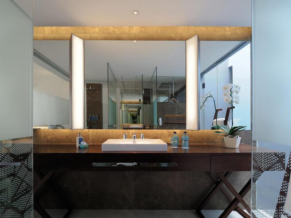Club Room with 1 BR #V210 Vacation rental in Kuta