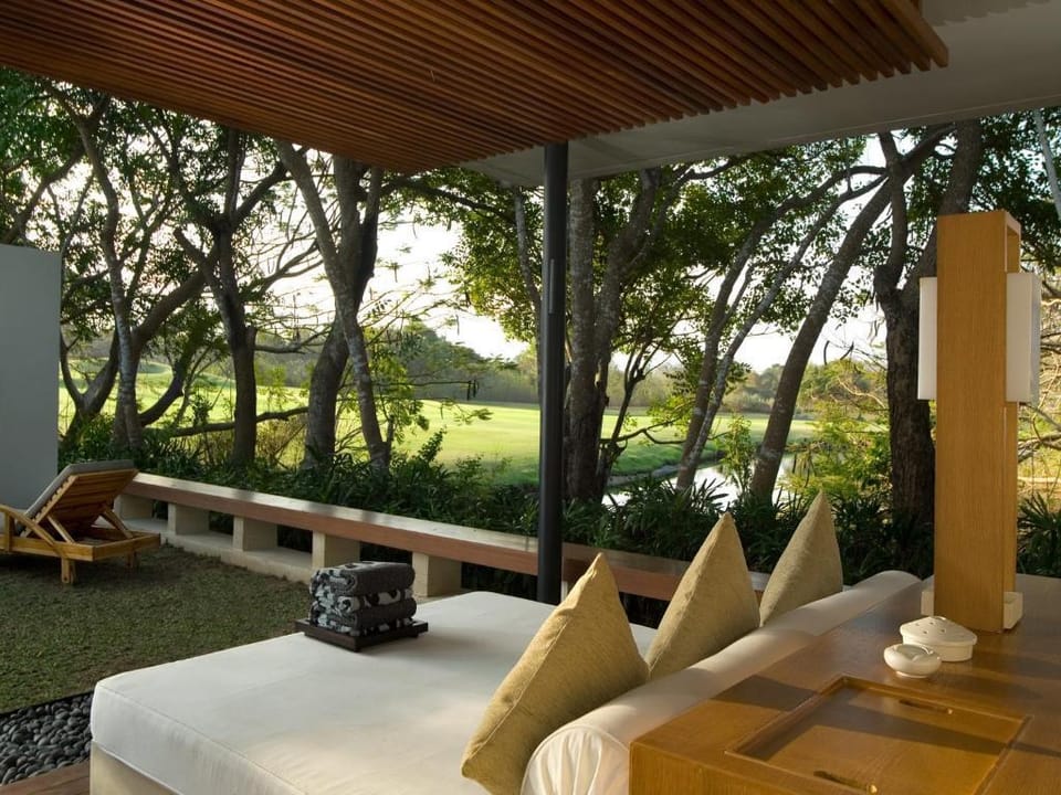 Deluxe Single Pavilion with 1 BR #V191 Villa in Kuta Selatan