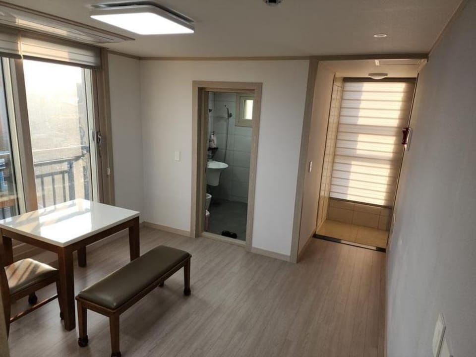 Jeju hyeopjae howl stay Apartment in South Korea