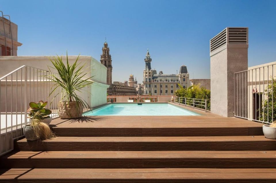Dali - Historical flat with Sea Views Apartment in Barcelona