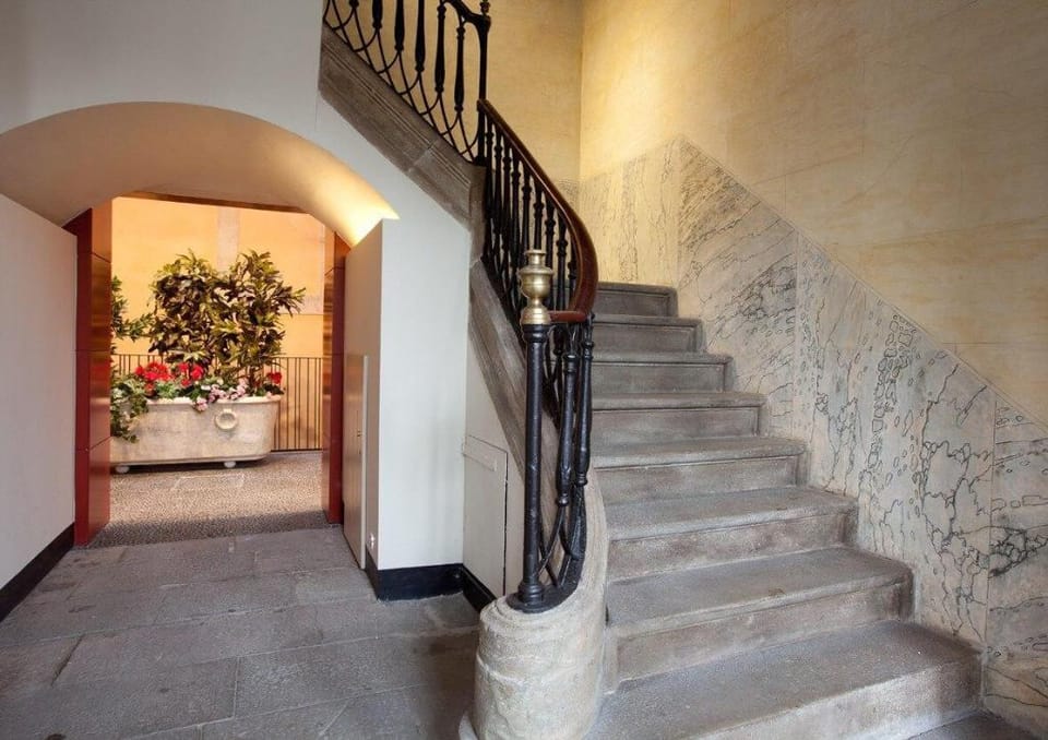 CONDAL-Luxury & Art next to harbour Apartment in Barcelona