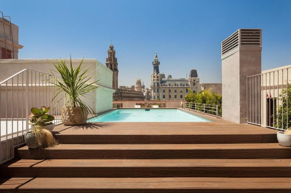 CONDAL-Luxury & Art next to harbour Apartment in Barcelona