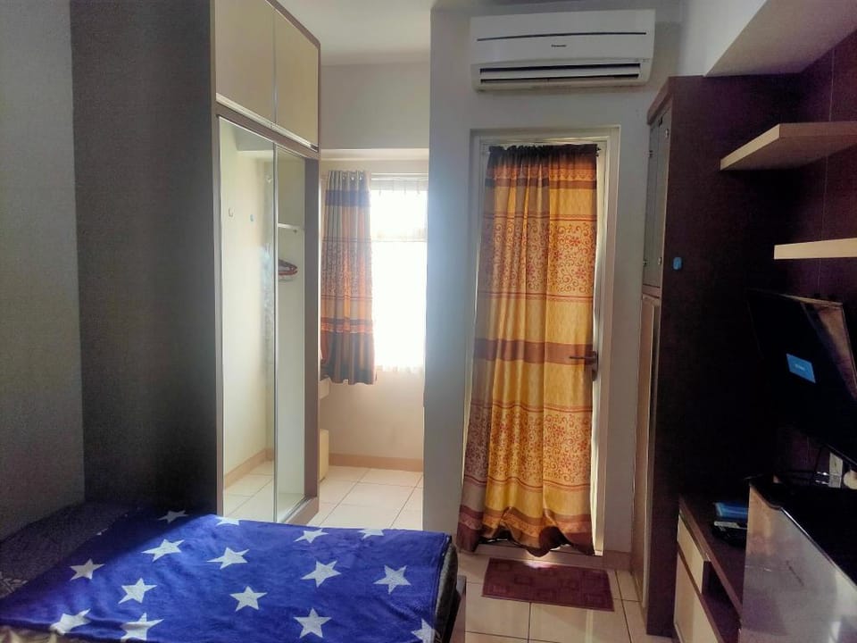 The City&Angel Studio WiFi MDN Furnish Springlake Apartment in West Java