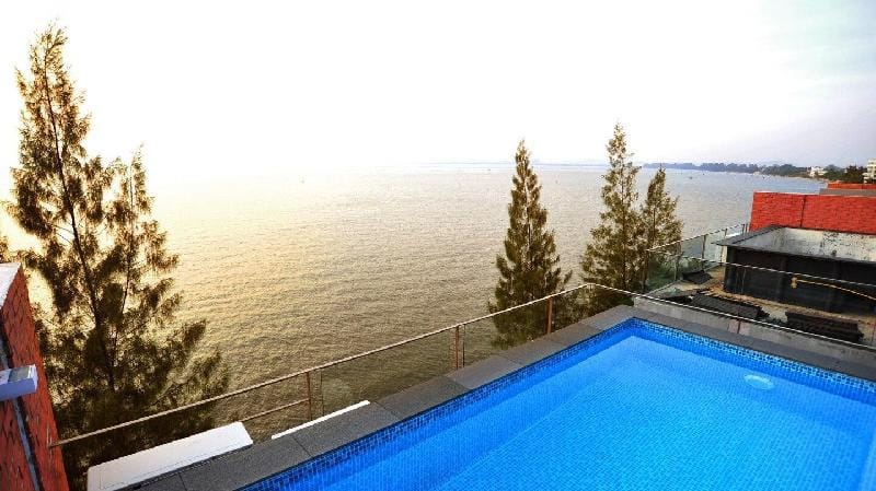 Sandbox Beach House | 20 mins from Pattaya city Villa in Chon Buri Changwat
