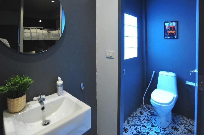 (TT2*)Tuk Tuk House 2 BR | 250m from MRT Sirikit Vacation rental in Bangkok