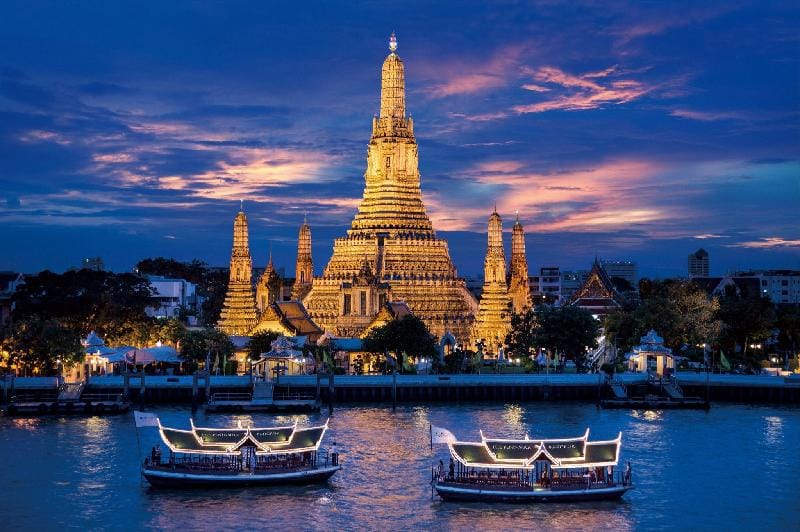 Boutique 2BR: Soi 13|10 mins from BTS Nana station Apartment in Bangkok