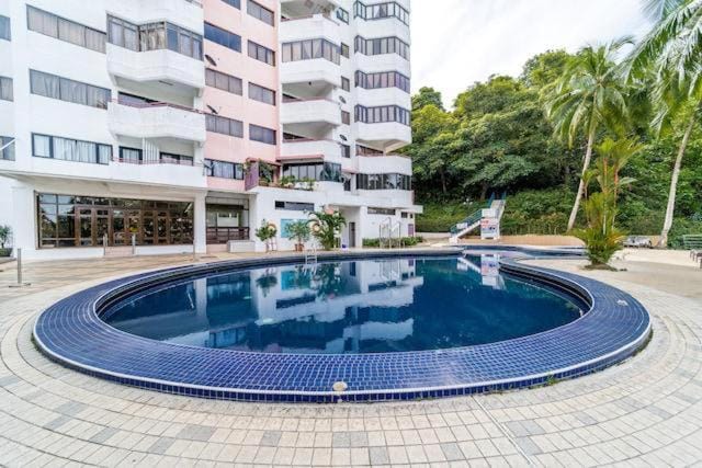 DELUXE Seaview Batu Ferringhi 3 Bedroom -1503 Apartment in Batu Ferringhi, Penang, Malaysia