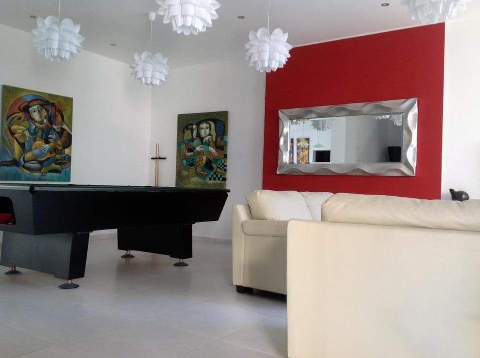 8villa Bed and Breakfast in Saint Julians
