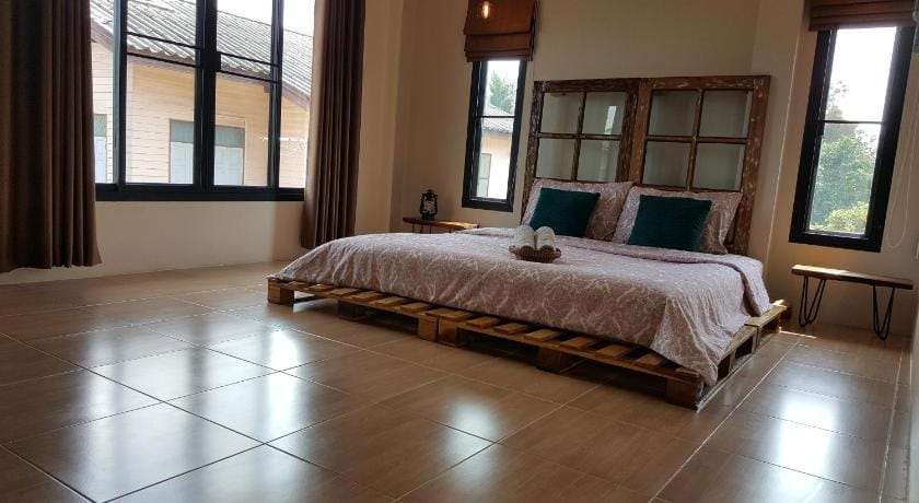 Baan Canalee Bed and Breakfast in Laos
