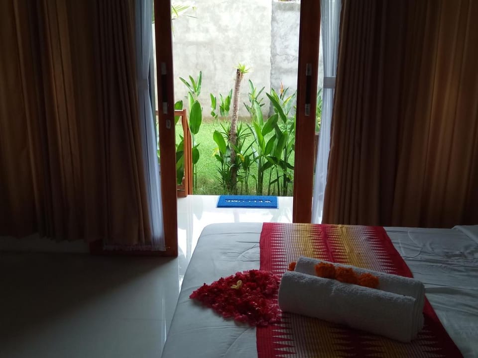 Bagoesfull Homestay Vacation rental in Nusapenida
