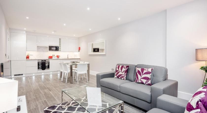 Roomspace Serviced Apartments - The Legacy Apartment in Hove