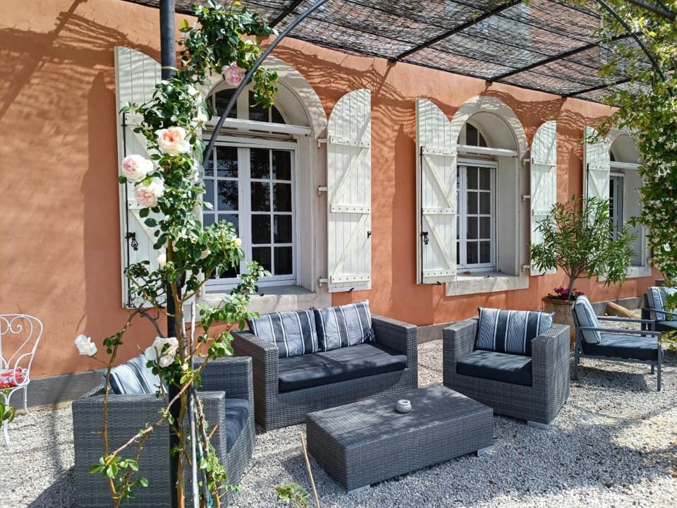 Les chambres d'hôtes du Domaine de Roque Haute Bed and Breakfast in Portiragnes