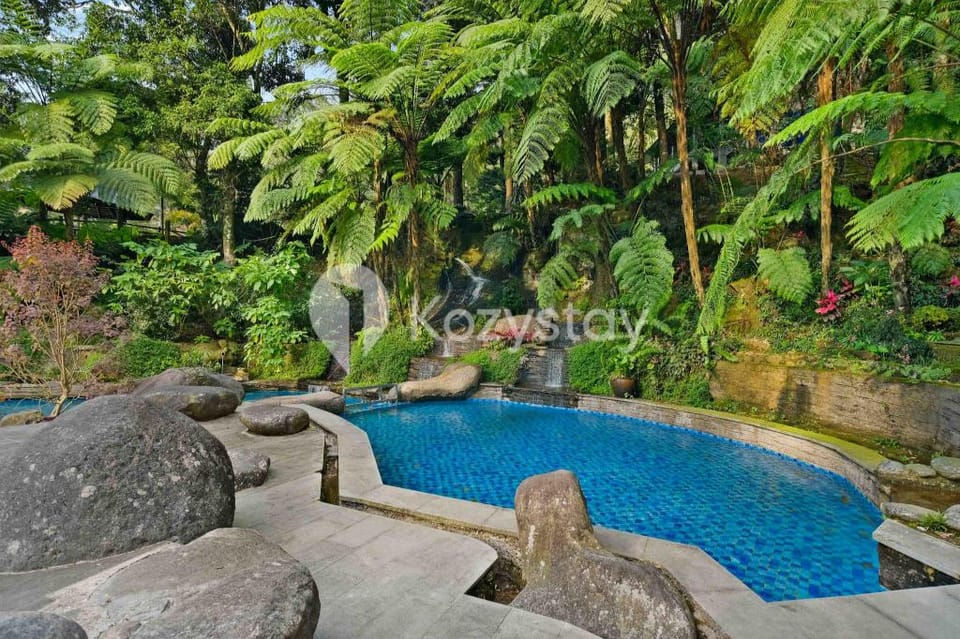 Taman Wisata Bougenville by Kozystay Villa in West Java