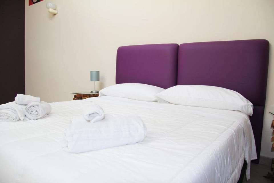 Urban Pop 2 BnB Bed and Breakfast in Catania