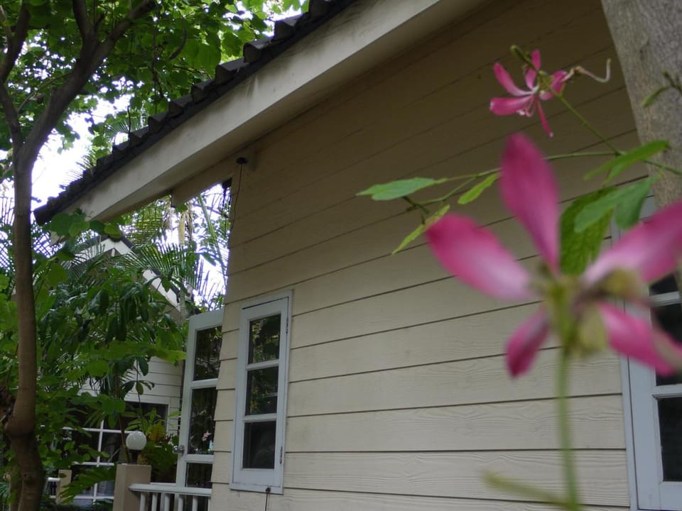 Reera Resort Campground/ 
RV Resort in Nong Kae