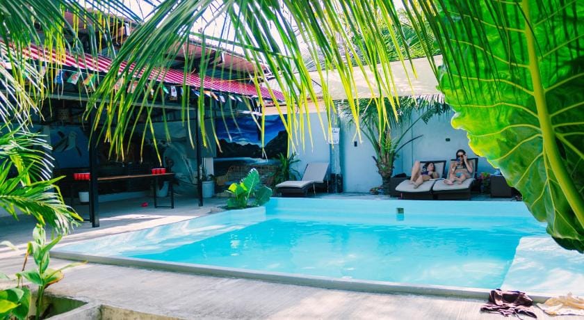 Ananas Guesthouse Bed and Breakfast in Central Visayas