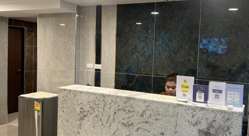 Money Home Apartment in Bangkok
