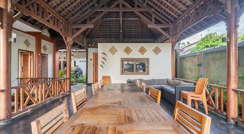 Villa Kenanga in Meninting by the beach Villa in Batu Layar