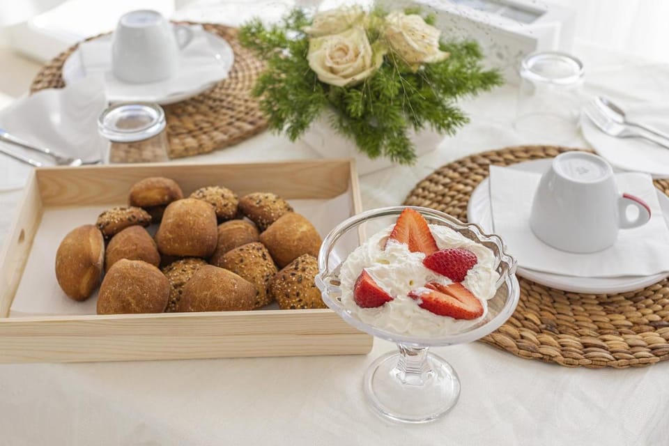 Petra Bianca Bed and Breakfast in Torre San Giovanni