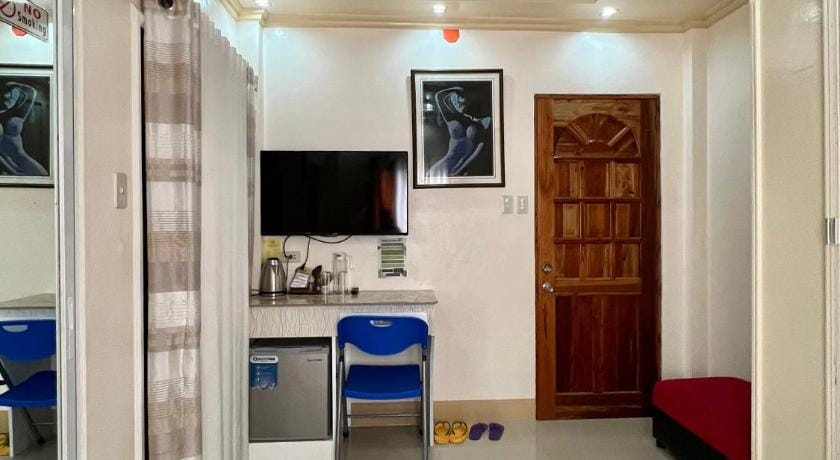 Palompon Sugar's Inn Bed and Breakfast in Central Visayas
