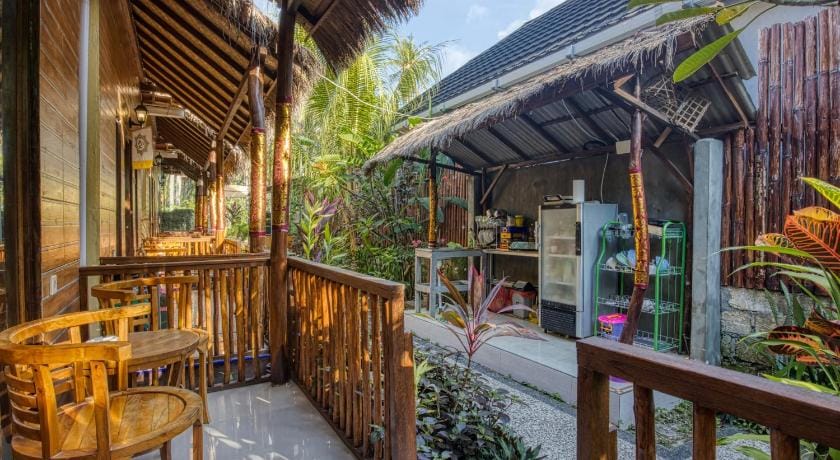 Sari Nadi Homestay Bed and Breakfast in Nusapenida