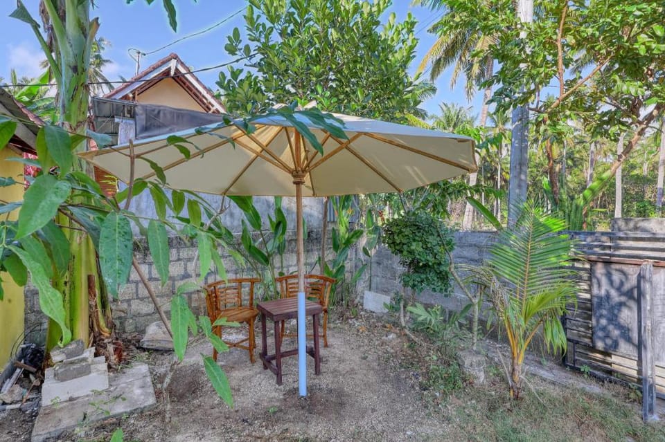 Sari Nadi Homestay Bed and Breakfast in Nusapenida