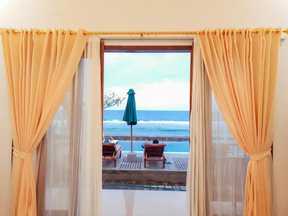 Juan Beach Bungalow Hotel in Nusapenida