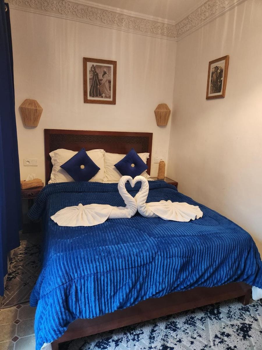 Riad Lazorde De Marrakech Bed and Breakfast in Marrakesh