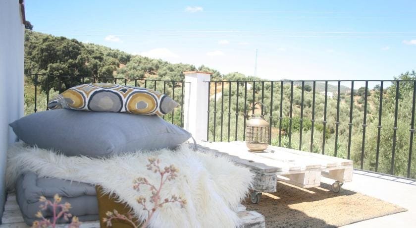 La Pluma Bed and Breakfast in Andalusia