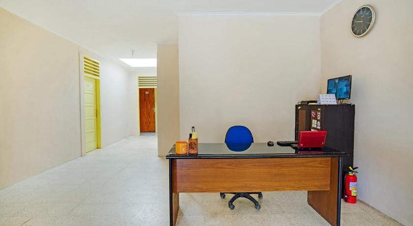 Hotel O Lansano Residence Syariah Hotel in Padang