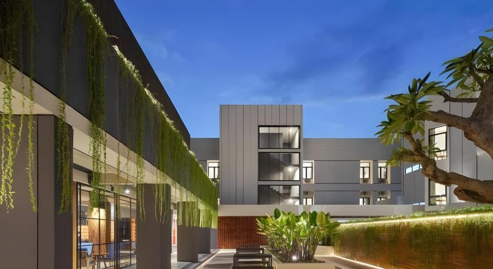JW NAUNGAN COLIVING Hotel in Special Region of Yogyakarta