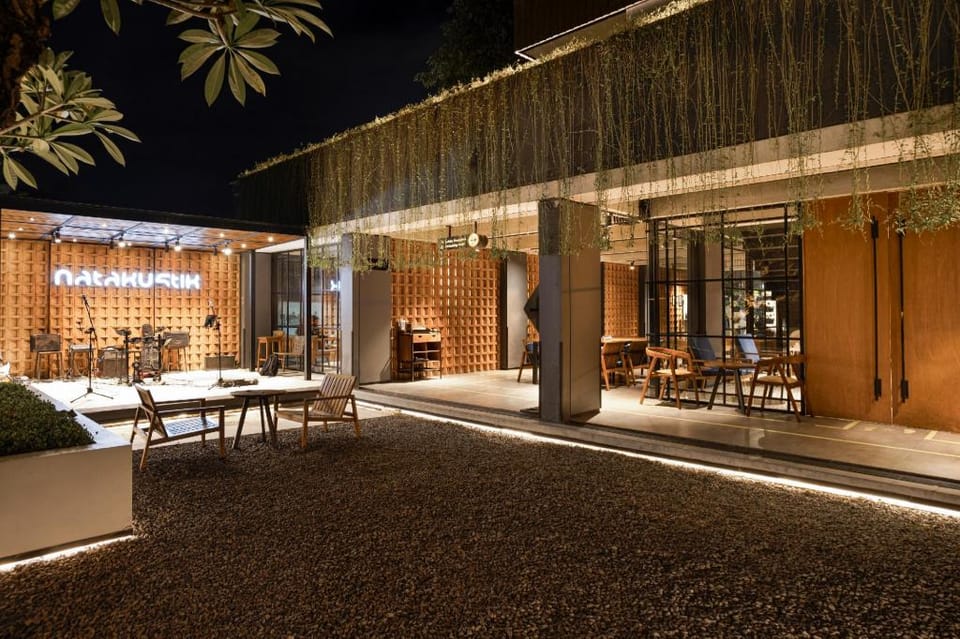 JW NAUNGAN COLIVING Hotel in Special Region of Yogyakarta