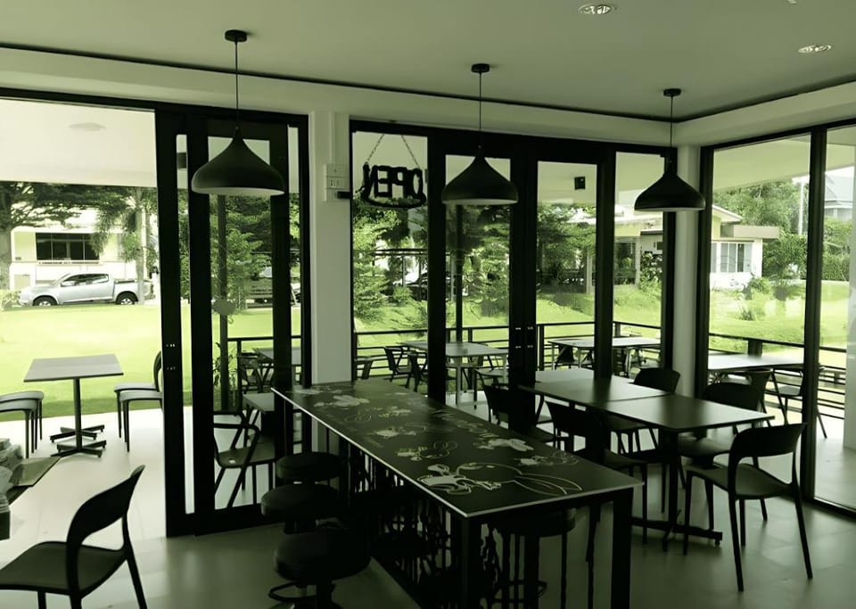 GREENPLACE Sikhiu Hotel in Laos
