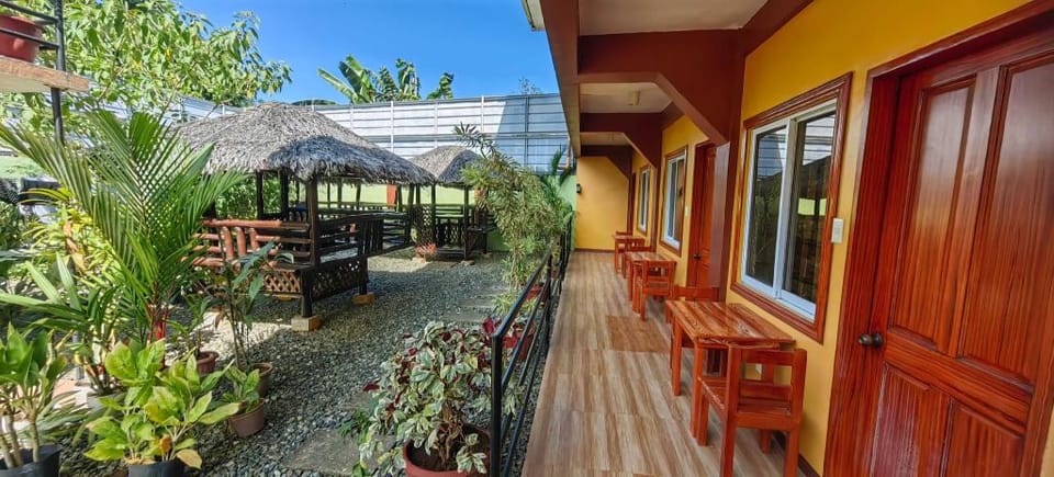 SUMMER WIND PENSION Hotel in Puerto Princesa