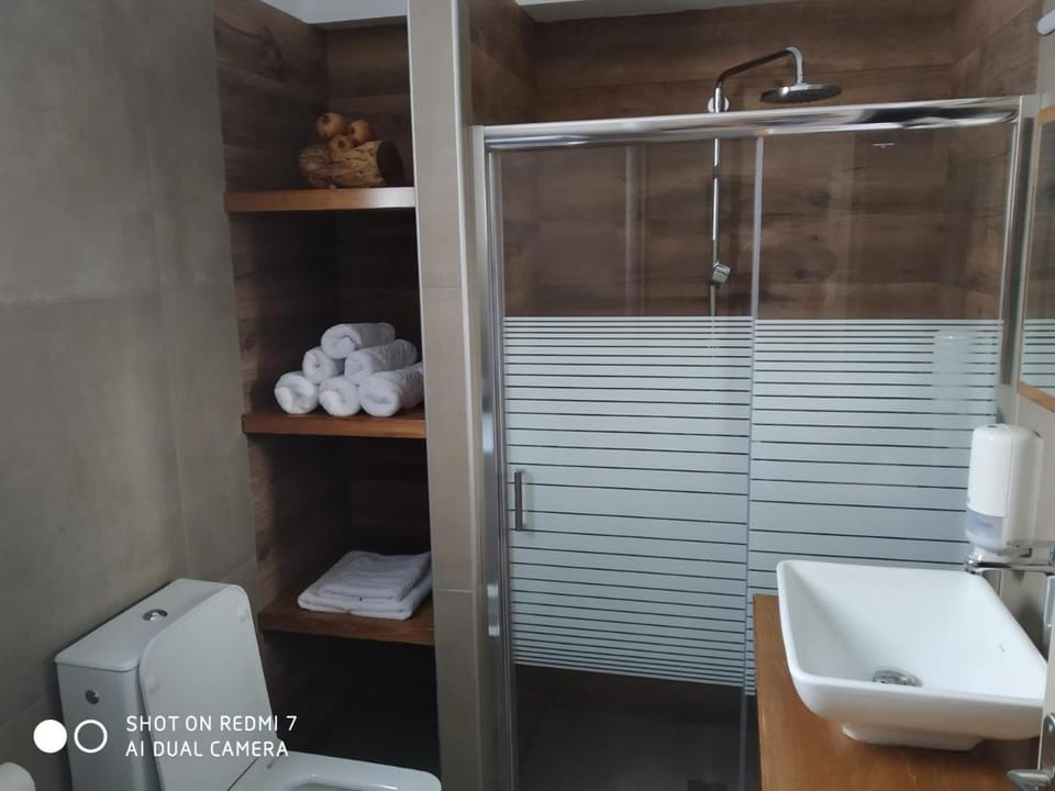 Fotakis Home - Comfortable newbuilt 2 Bedroom Home, 20 meters from the sea Apartment in Kardamena