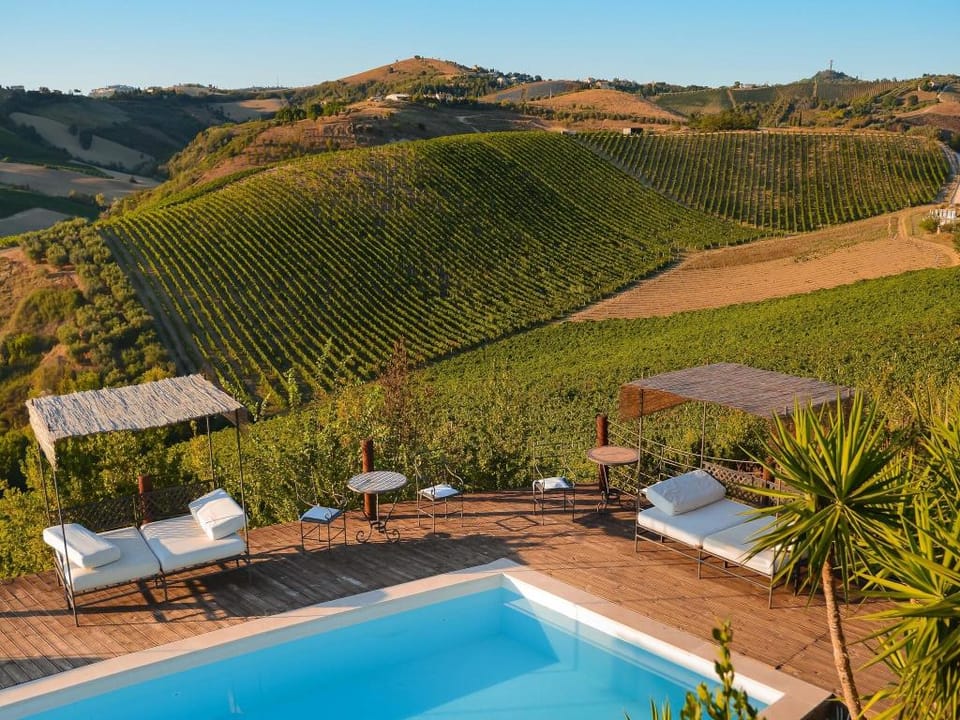Serene Escape, Ascoli Piceno Apartment in Marche