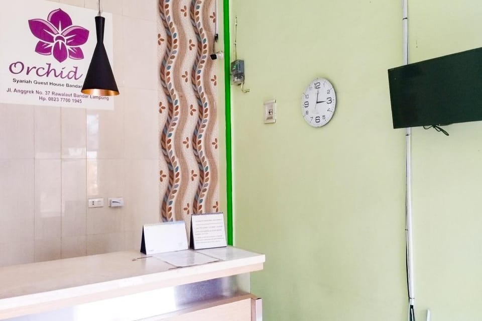 RedDoorz Syariah @ Shakira Alesha Enggal Hotel in Indonesia