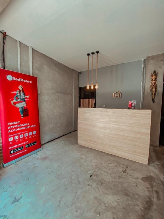 RedDoorz Hostel near Lippo Mall Kuta Hotel in Kuta